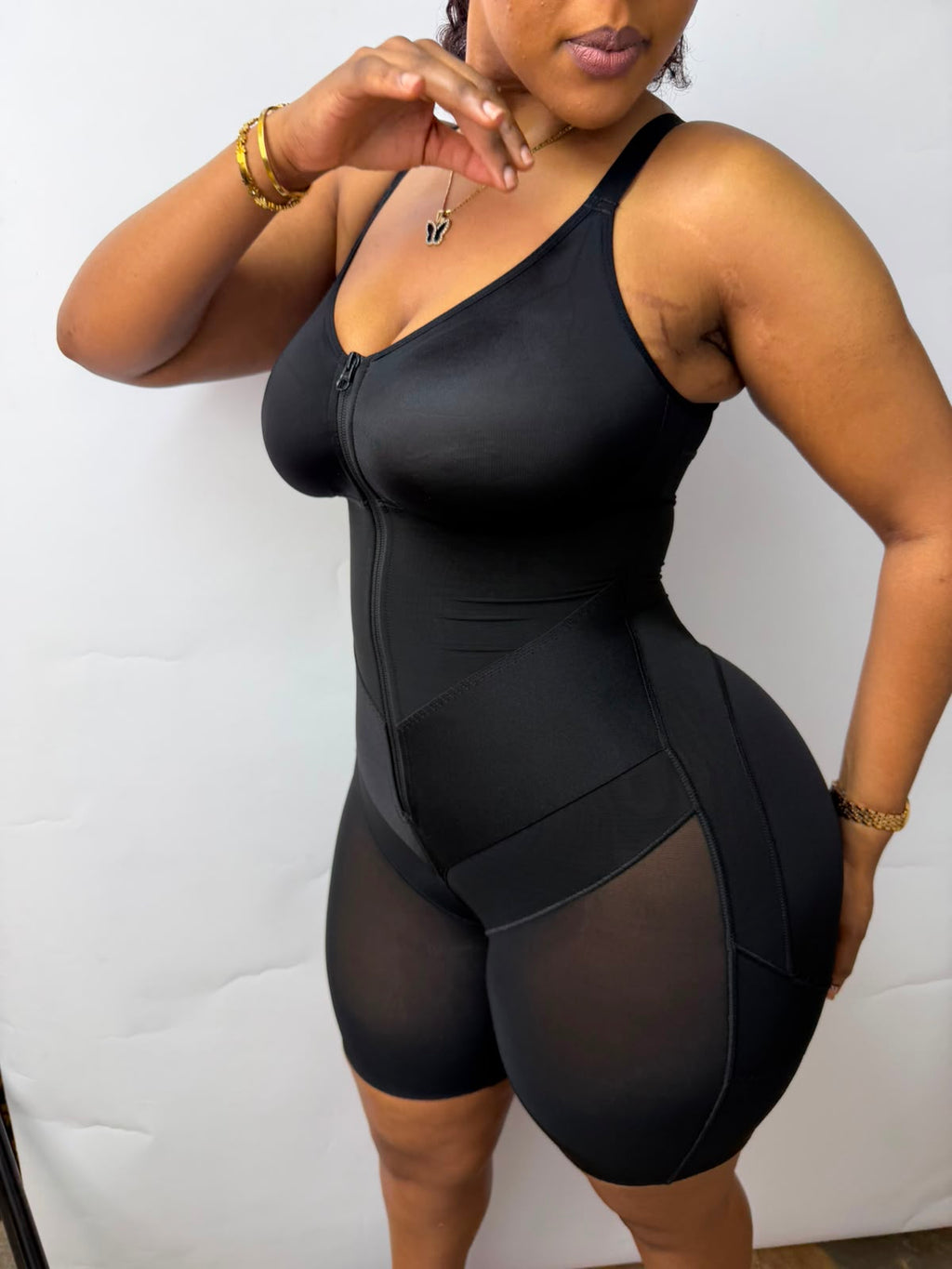 Breathable seamless comfortable full Faja with a Bra