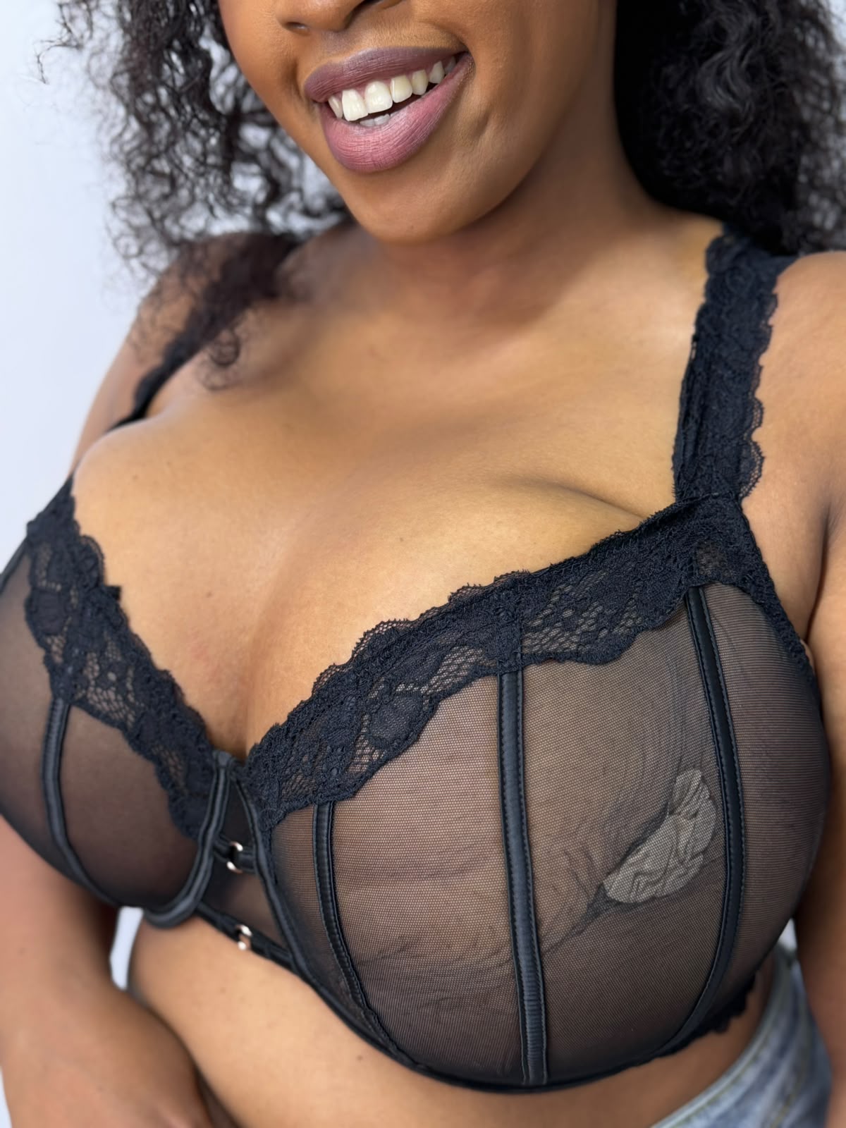 Non padded wired bra