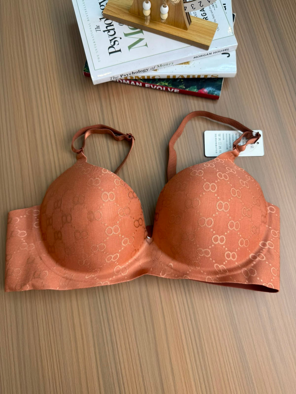 Luxury Finish Seamless Bras (A Set Of 3 Pieces)