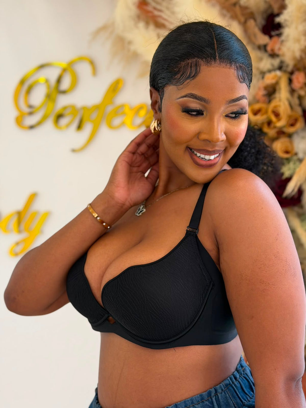 Quality Plunged Bras