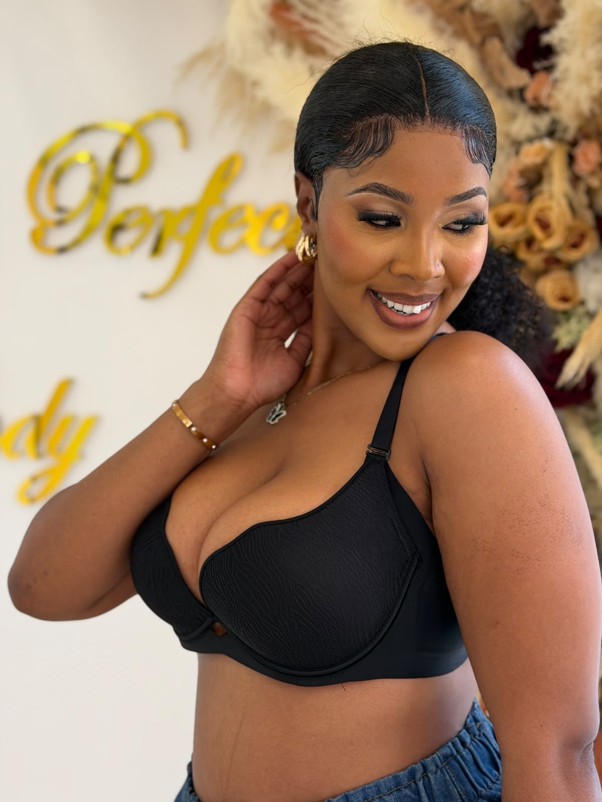 Quality Plunged Bras