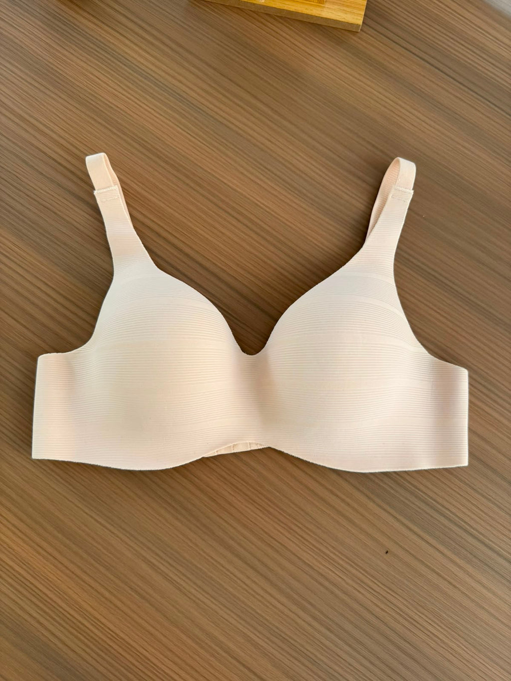 Elegant Seamless Bra ( A Set of 3 Pieces)