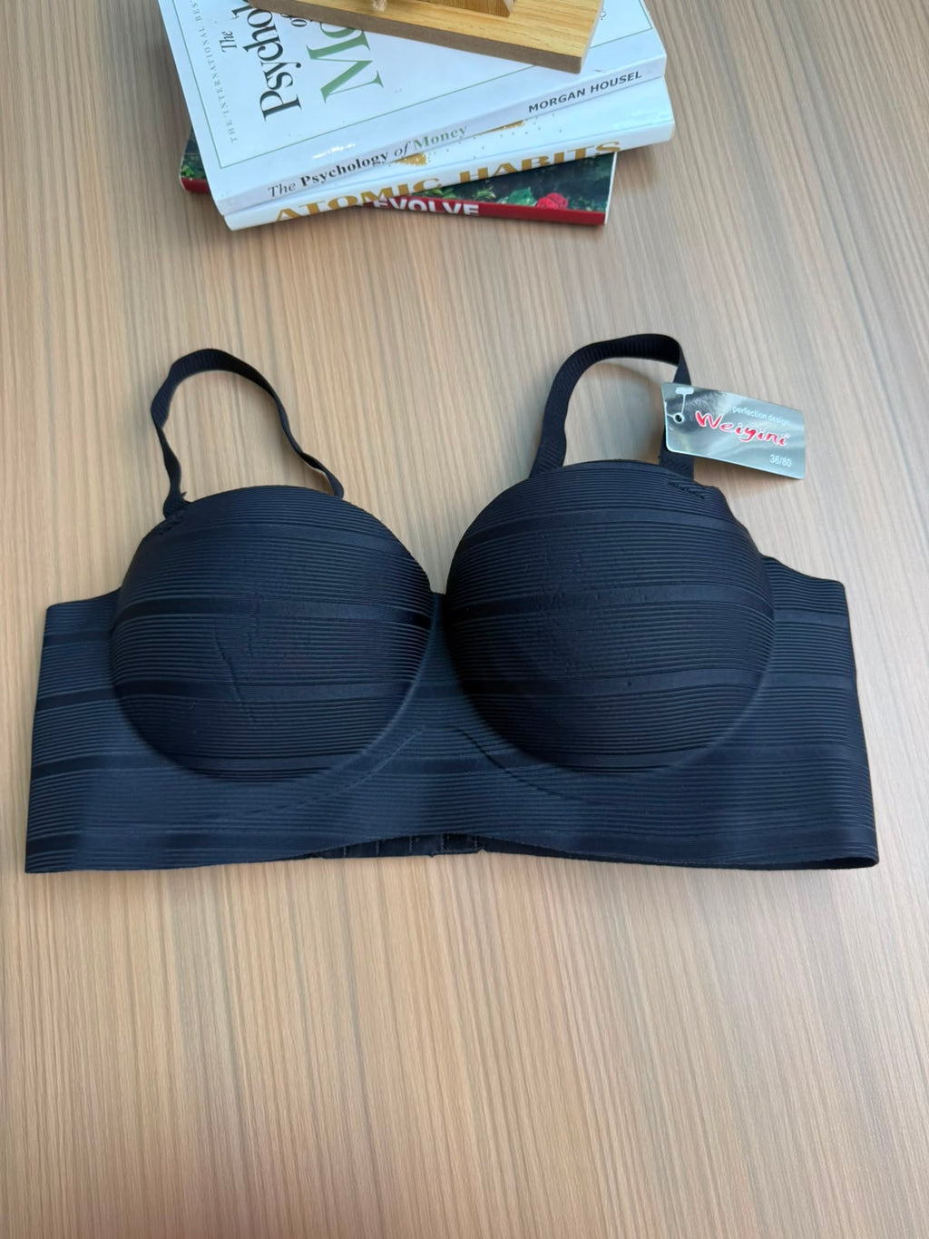 Elegant Seamless Bras (A Set Of 3 Pieces)