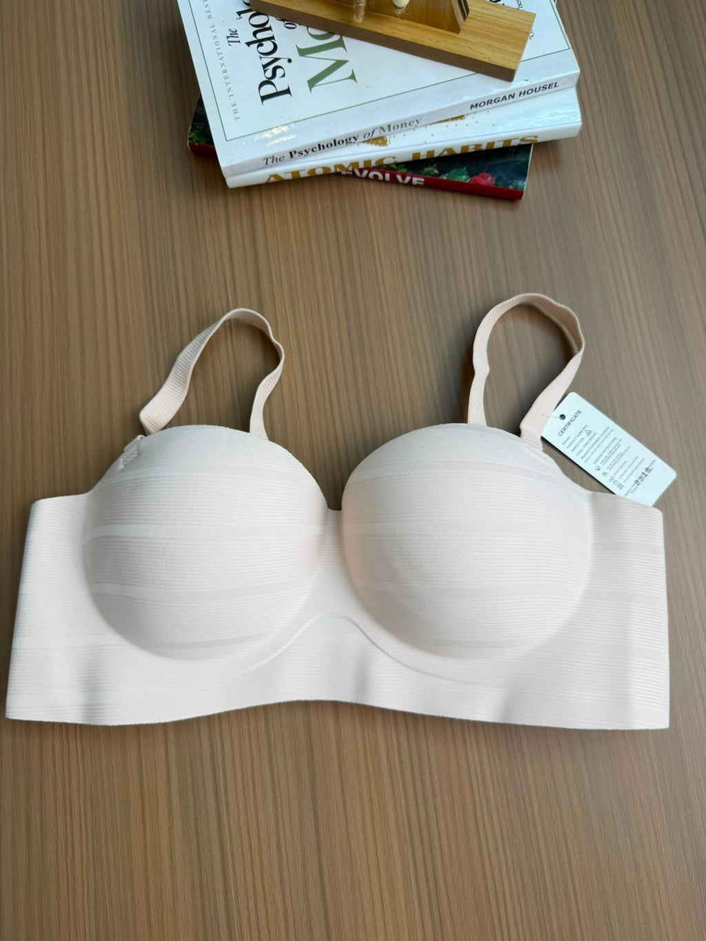 Elegant Seamless Bras (A Set Of 3 Pieces)