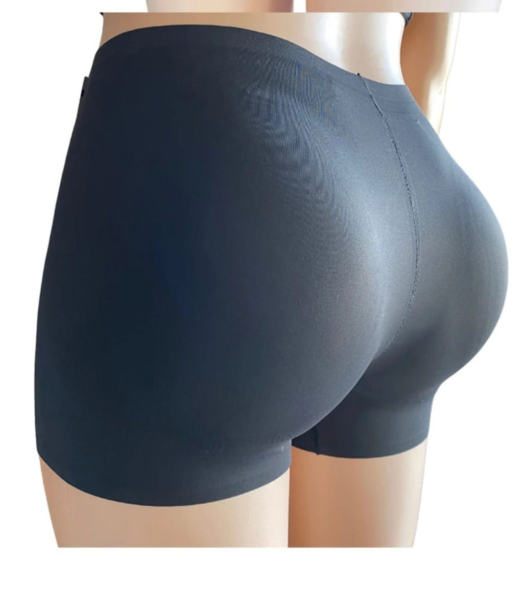 Seamless bum enhancer short