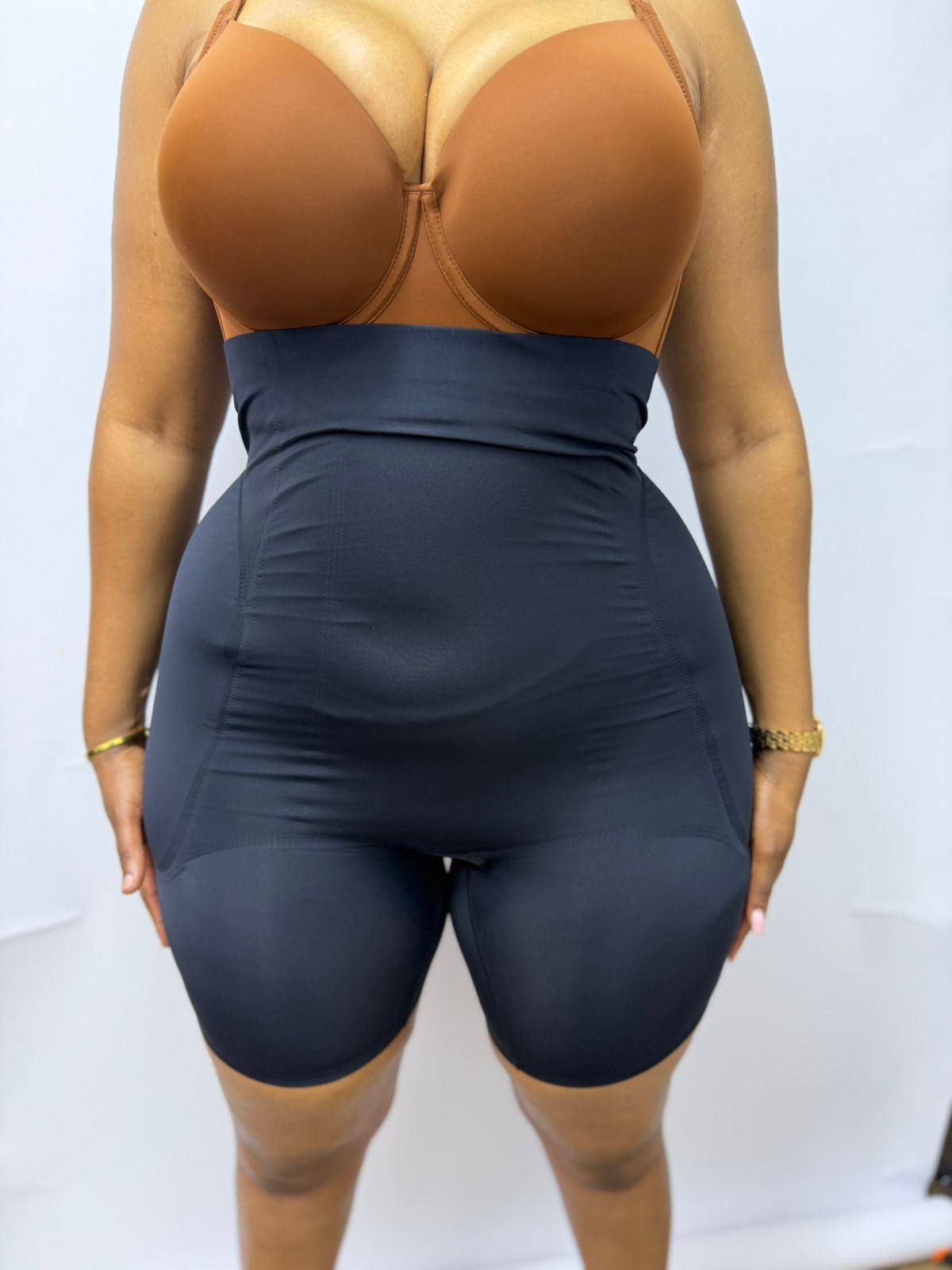 Seamless highwaist Hips Dips solution shorts Normal waist