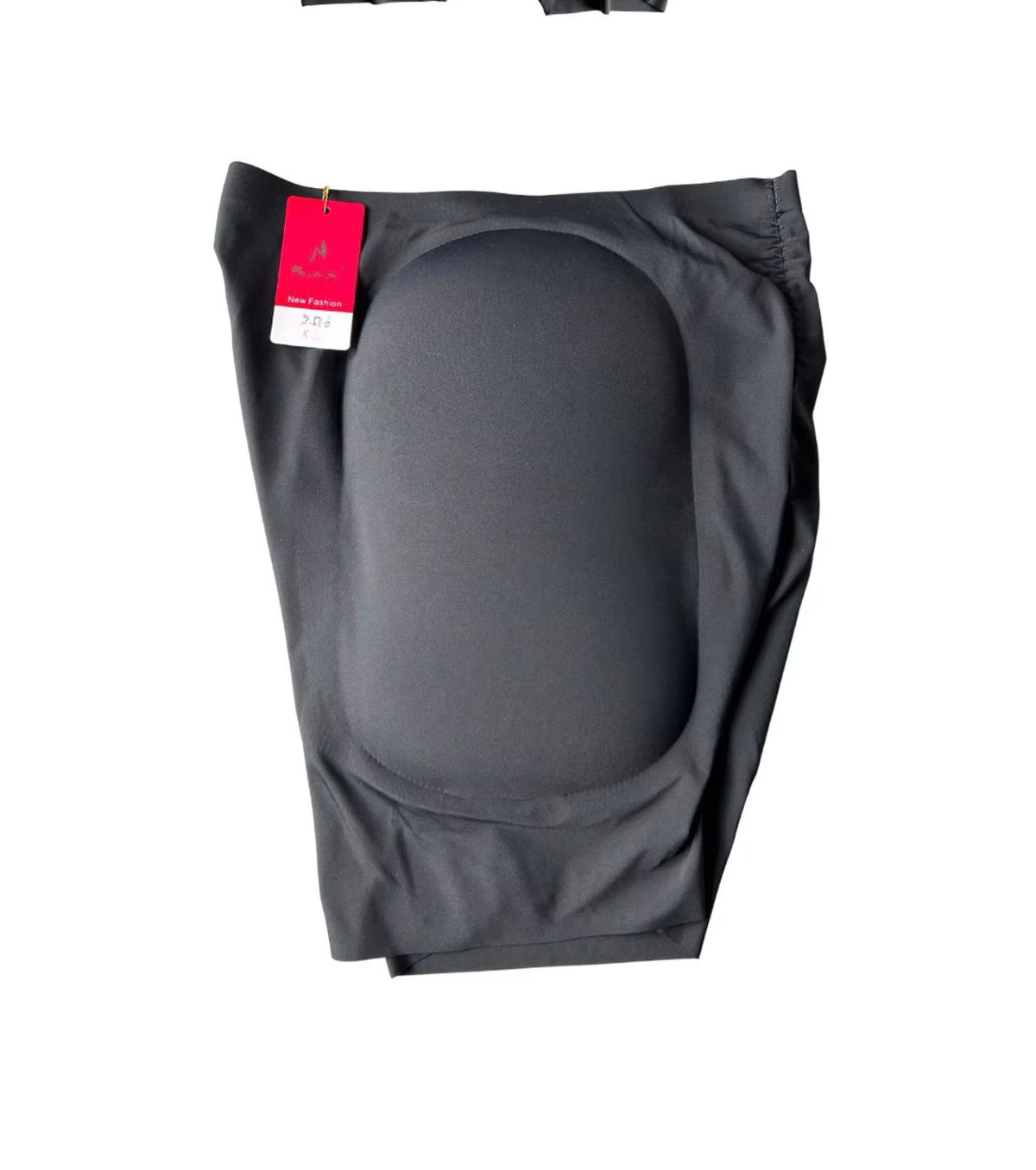 Seamless hip dips shorts  Non removable padding