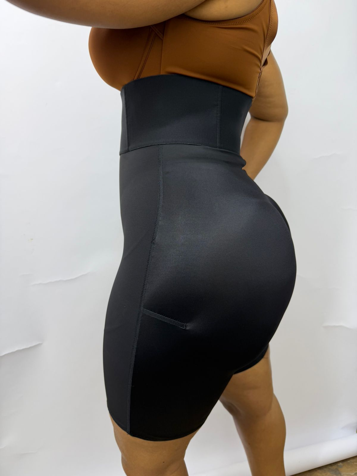 Tripple layer zipper shorts faja