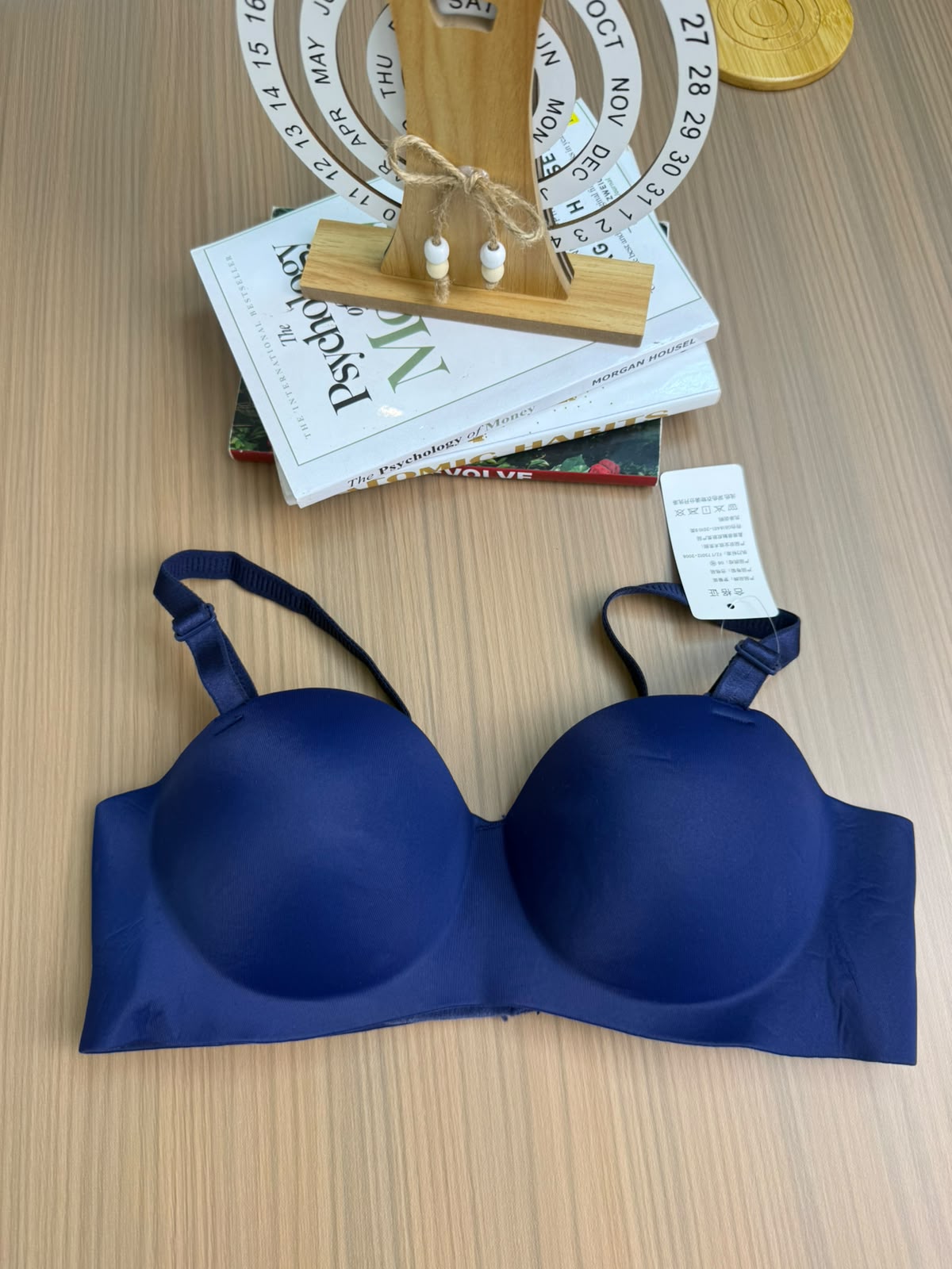Colourful Elegant Seamless Bras (A Set Of 3 Pieces)